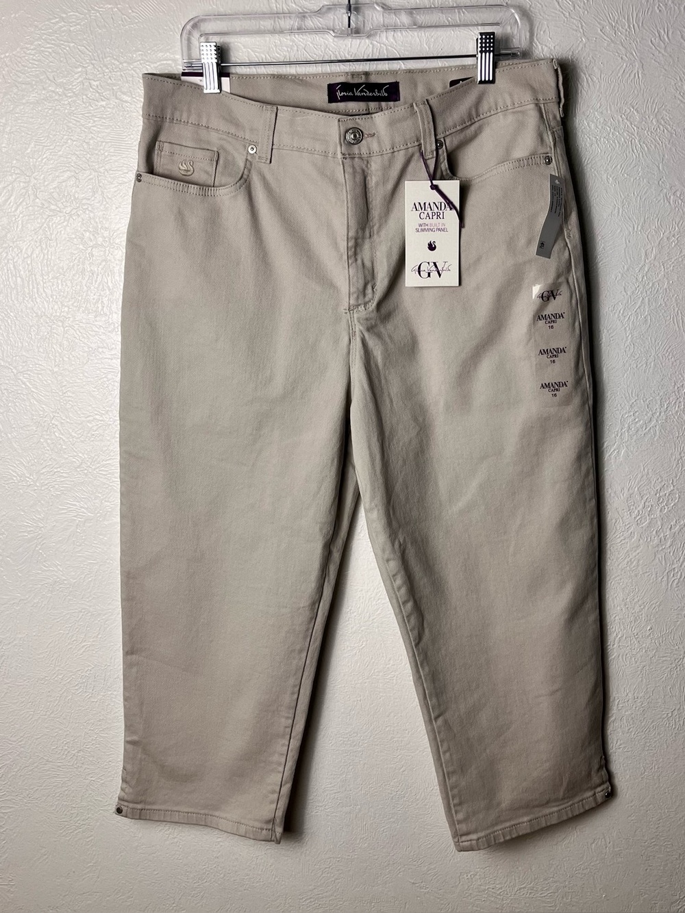 Gloria Vanderbilt Amanda Capri Jeans Womens Size 16 Beige Stretch Slimming Panel